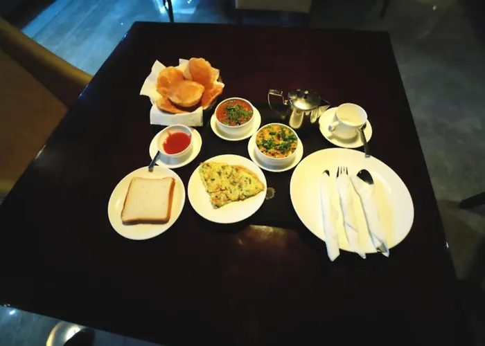 Hotel Aerotech Near Delhi Airport New Delhi